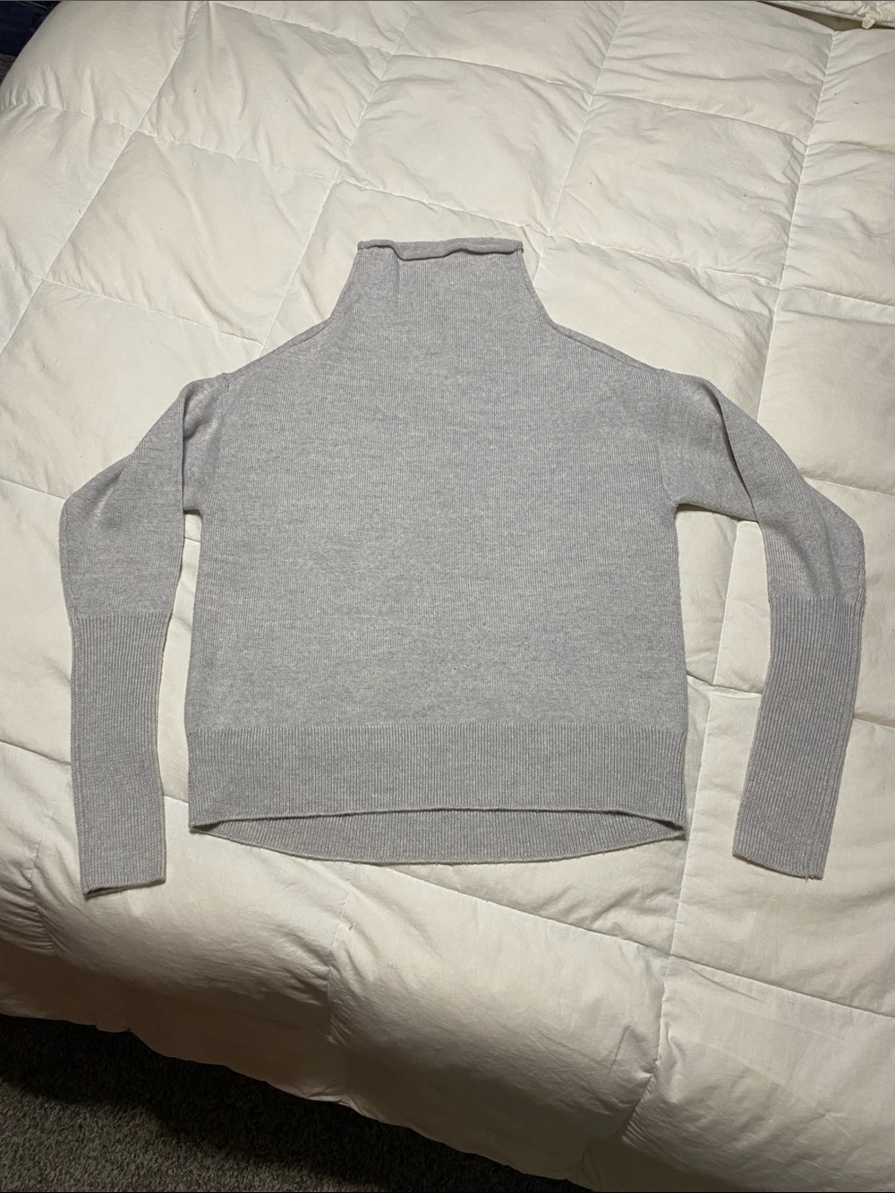 Wilfred Light Gray Turtleneck Sweater